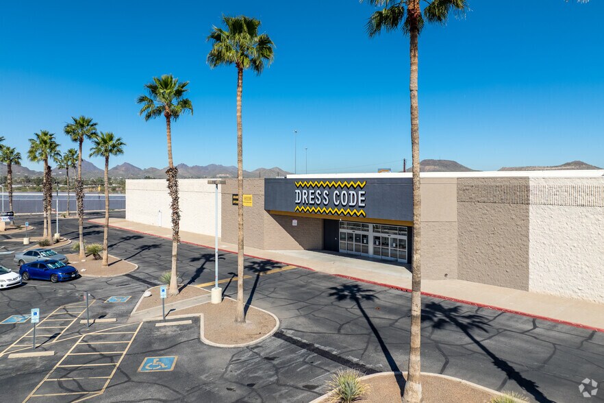 Primary Photo Of 3660 S 16th Ave, Tucson Department Store For Lease