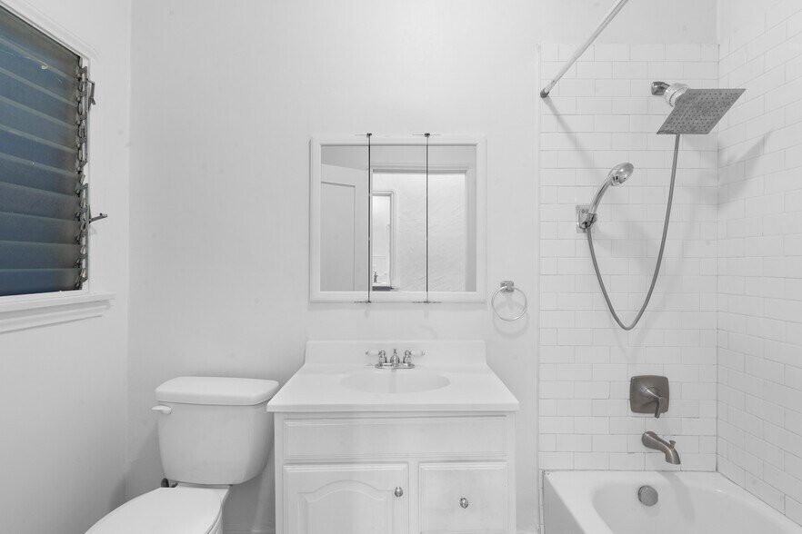 More Photos Of 327 N Ogden Dr, Los Angeles Apartments For Sale