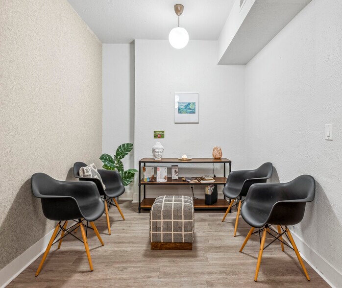 More Photos Of 3636 5th Ave, San Diego Office For Lease