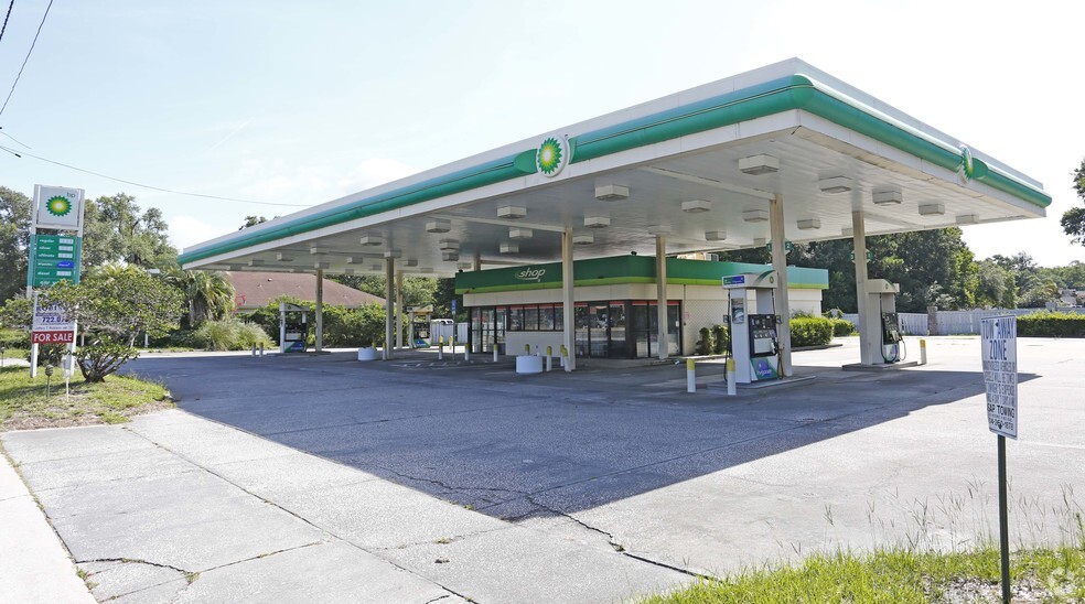 Primary Photo Of 12331 San Jose Blvd, Jacksonville Service Station For Lease