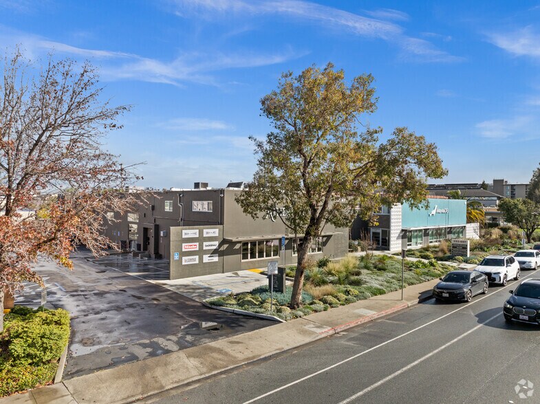 More Photos Of 699 Veterans Blvd, Redwood City Office For Lease