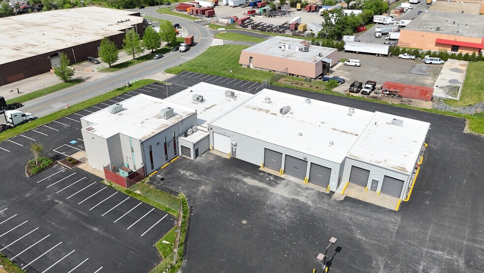 More Photos Of 7675 Canton Center Dr, Dundalk Warehouse For Lease