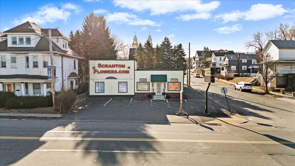 Primary Photo Of 1225 Pittston Ave, Scranton Freestanding For Sale