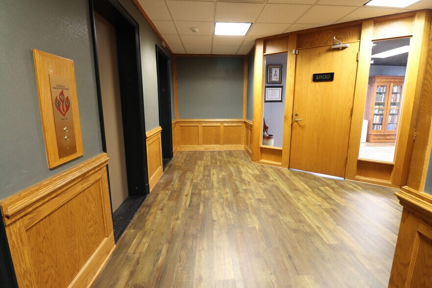 More Photos Of 116 E Berry St, Fort Wayne Office For Lease