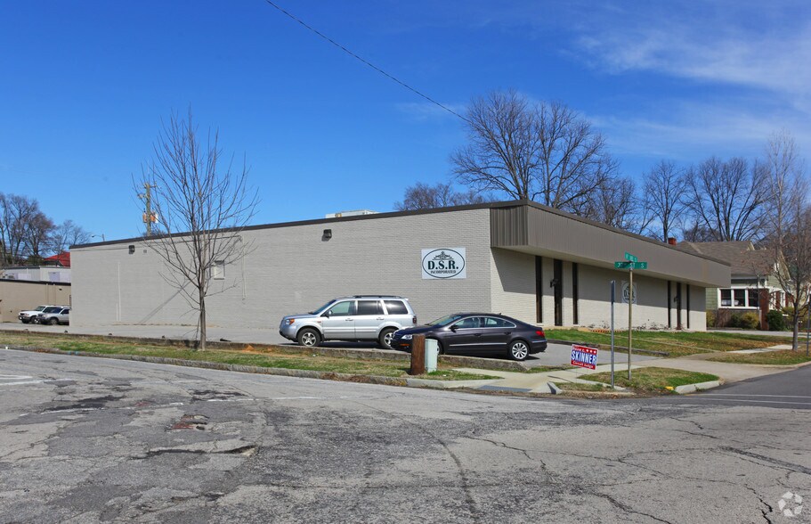 More Photos Of 3700-3704 6th Ave S, Birmingham Flex For Sale