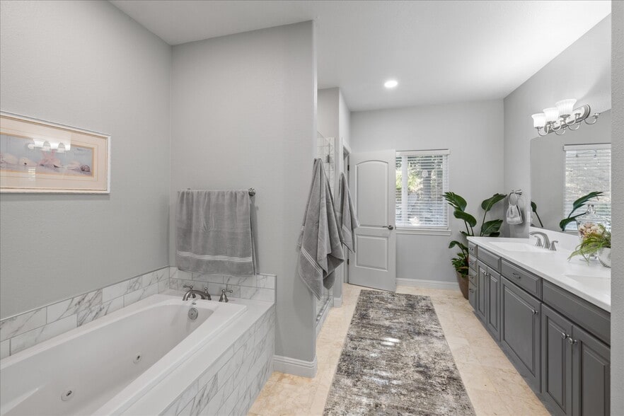 More Photos Of 6141 N Vine St, Vacaville Specialty For Sale