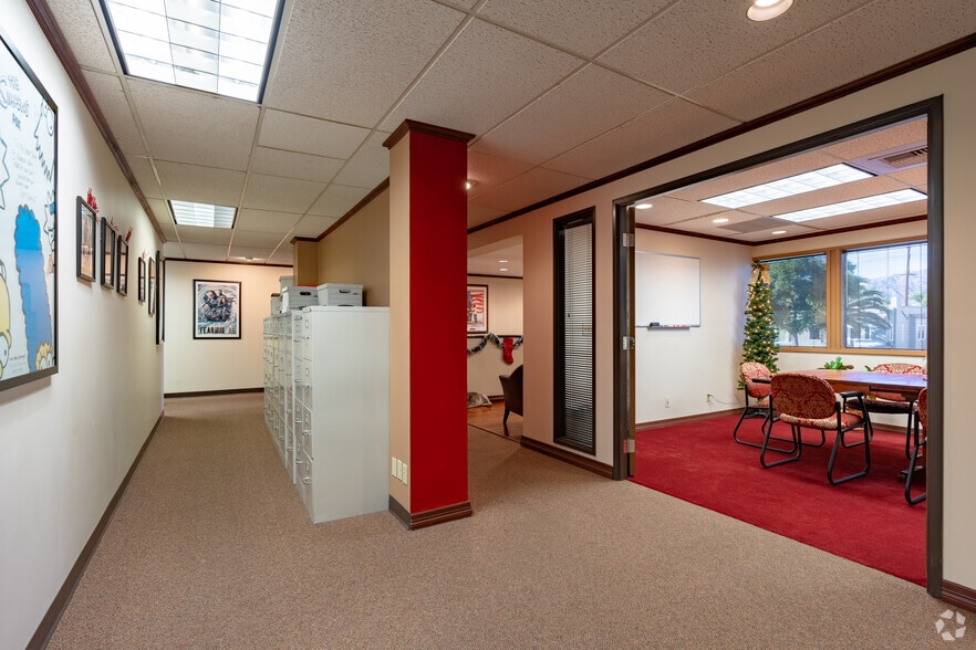 More Photos Of 750 Fairmont Ave, Glendale Loft Creative Space For Lease