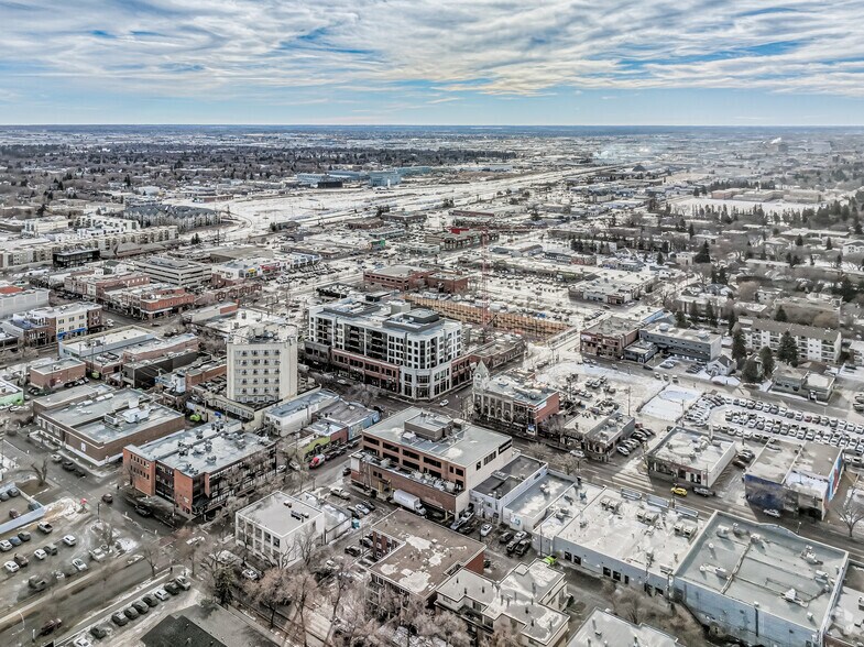 More Photos Of 10504-10508 82nd Ave NW, Edmonton Office For Lease