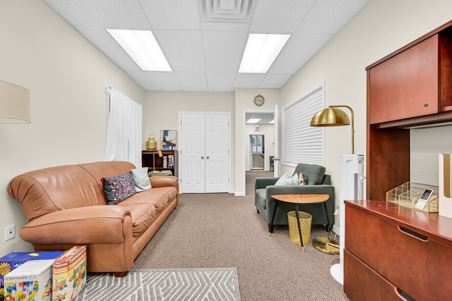 More Photos Of 21 Orchard St, Denville Medical For Lease