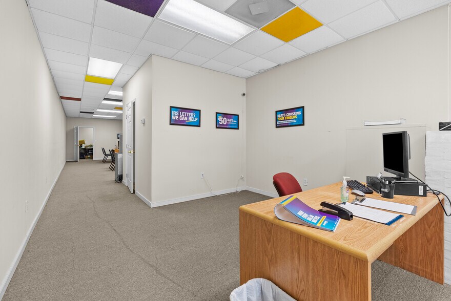 More Photos Of 215 S Main St, Blackstone Storefront For Sale