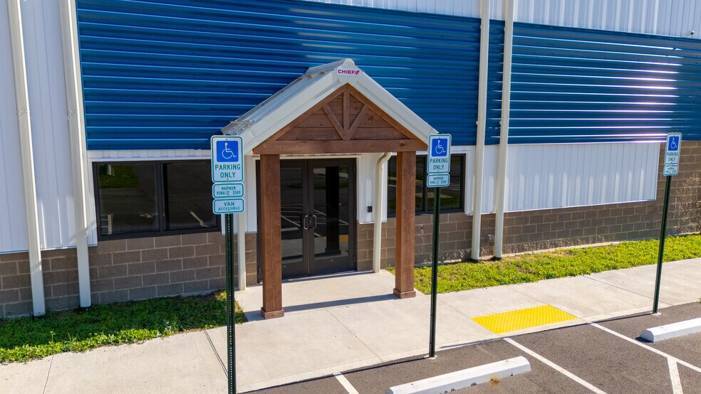 More Photos Of 5885 Industrial Dr., Athens Manufacturing For Lease