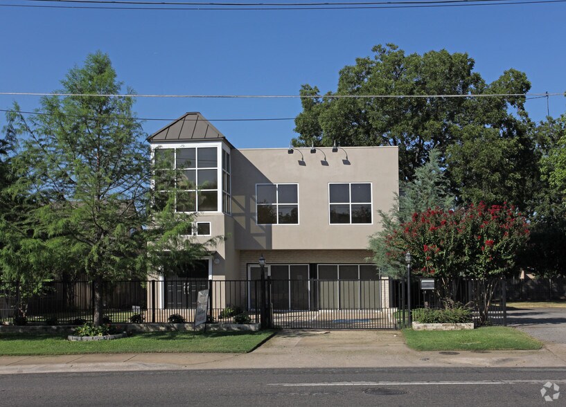 Primary Photo Of 4235 Cedar Springs Rd, Dallas Office For Lease