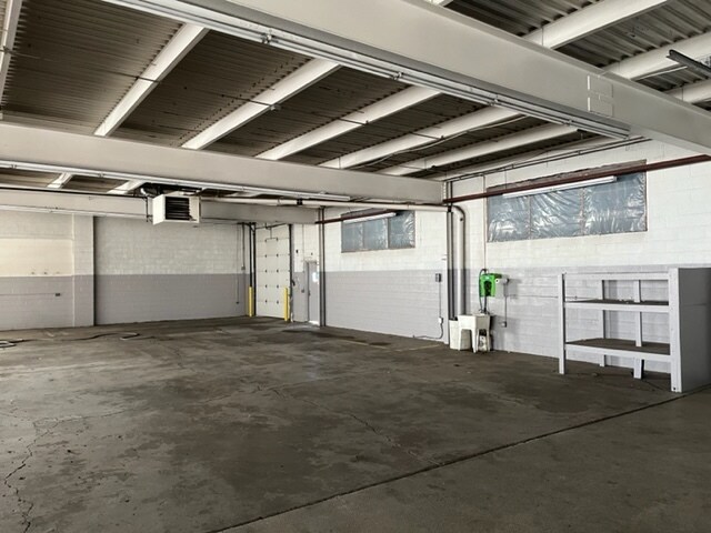 More Photos Of 1020 W Laskey Rd, Toledo Service For Lease