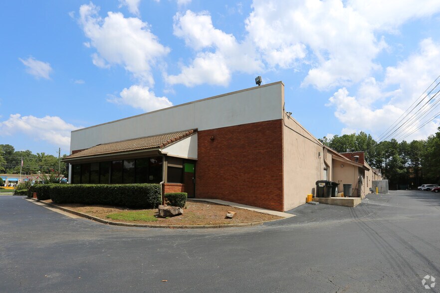 More Photos Of 10479 Alpharetta St, Alpharetta Unknown For Lease