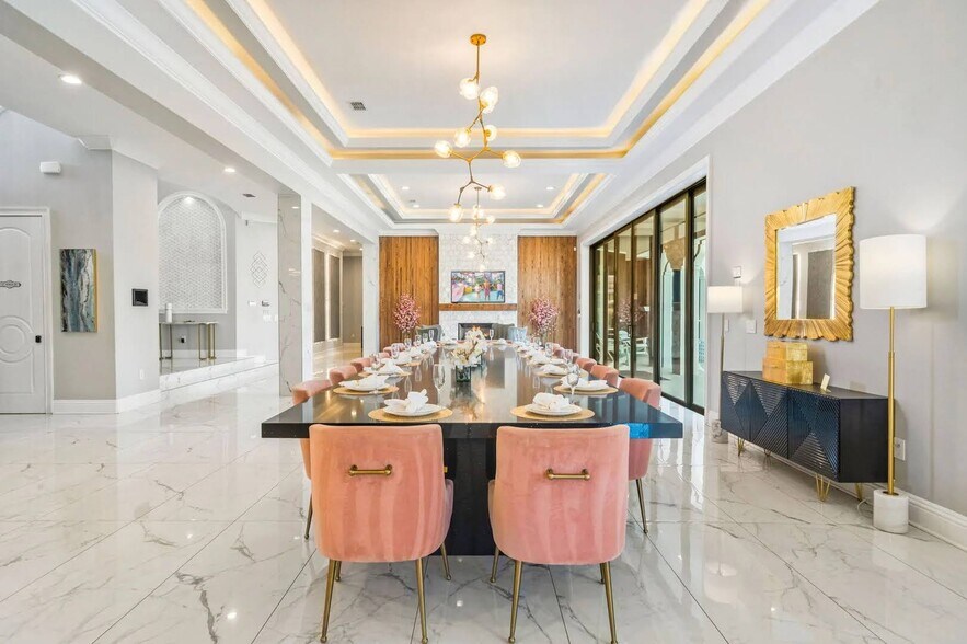 More Photos Of 521 Muirfield Loop, Reunion Specialty For Sale