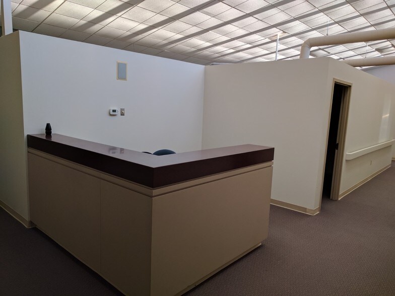 More Photos Of 114 Columbia St, Corning Office For Lease