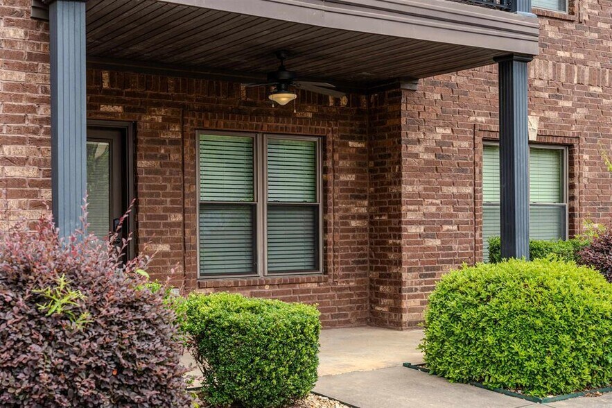 More Photos Of 1930 N Reynolds Rd, Bryant Apartments For Sale
