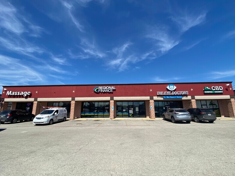 More Photos Of 1121 SW Military Dr, San Antonio Freestanding For Lease