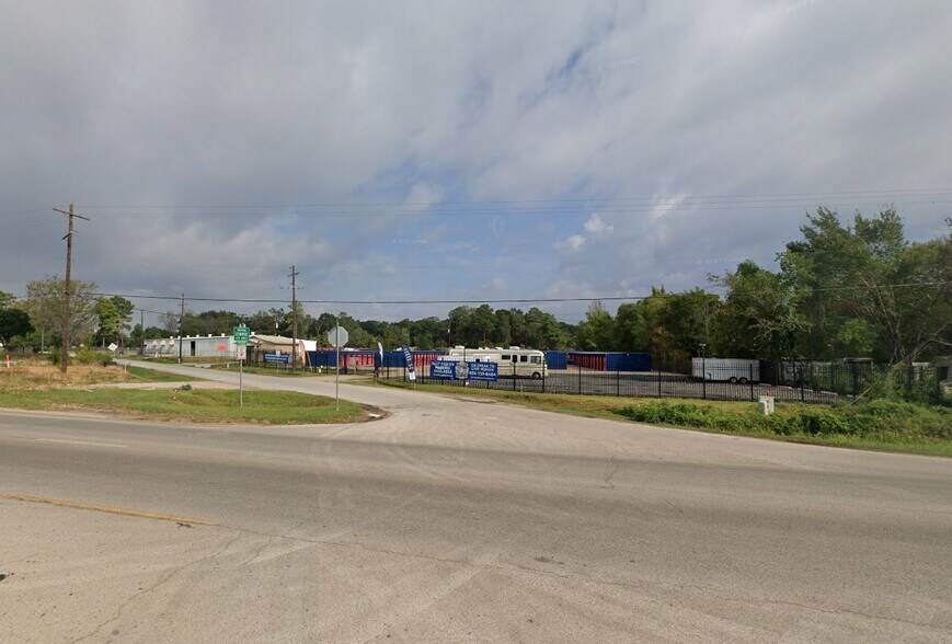 More Photos Of 11483 Old Highway 105 E, Conroe Self Storage For Sale