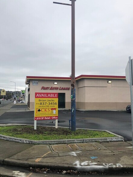 More Photos Of 1701 Springs Rd, Vallejo Storefront Retail Office For Lease