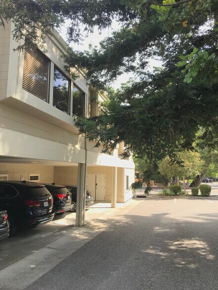 More Photos Of 20665 4th St, Saratoga Loft Creative Space For Lease