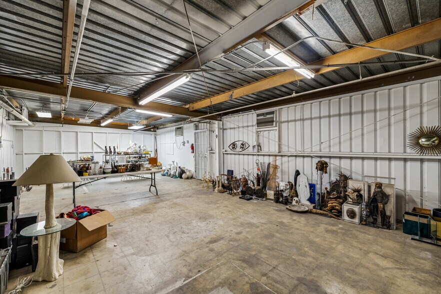 More Photos Of 4775-4779 E Ramon Rd, Palm Springs Warehouse For Sale