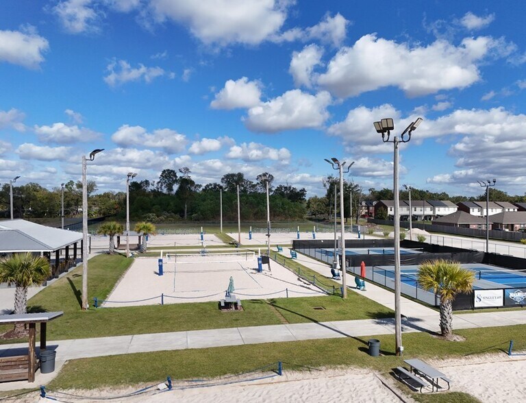 More Photos Of 1311 E McNeese St, Lake Charles Land For Sale