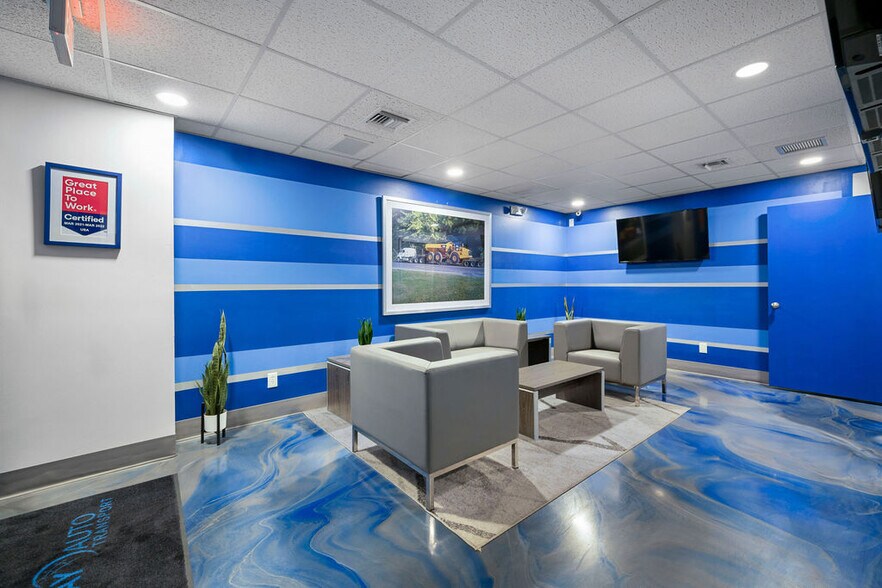More Photos Of 1801 SE Hillmoor Dr, Port Saint Lucie Medical For Lease
