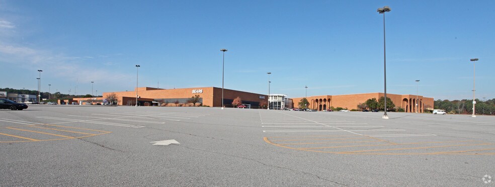 Primary Photo Of 7201 Two Notch Rd, Columbia Unknown For Lease