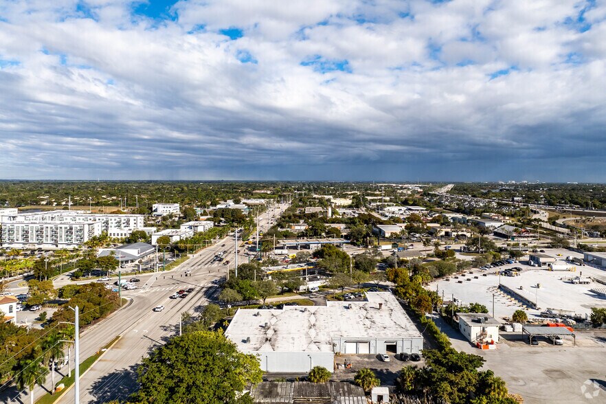 More Photos Of 101 S Congress Ave, Delray Beach Showroom For Lease