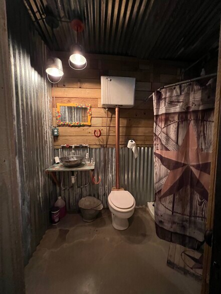 More Photos Of 629 Elliott Rd, London Land For Sale