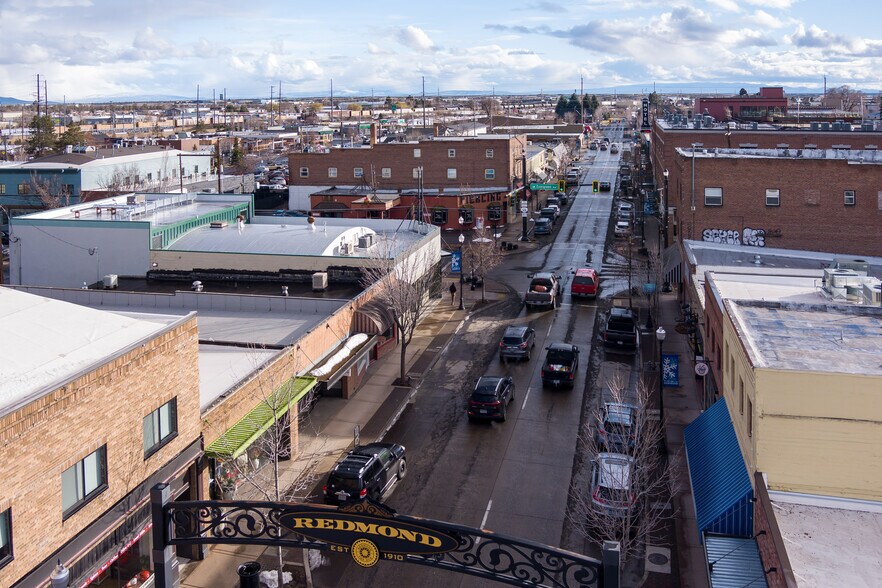 More Photos Of 436 SW 6th St, Redmond Storefront Retail Office For Lease
