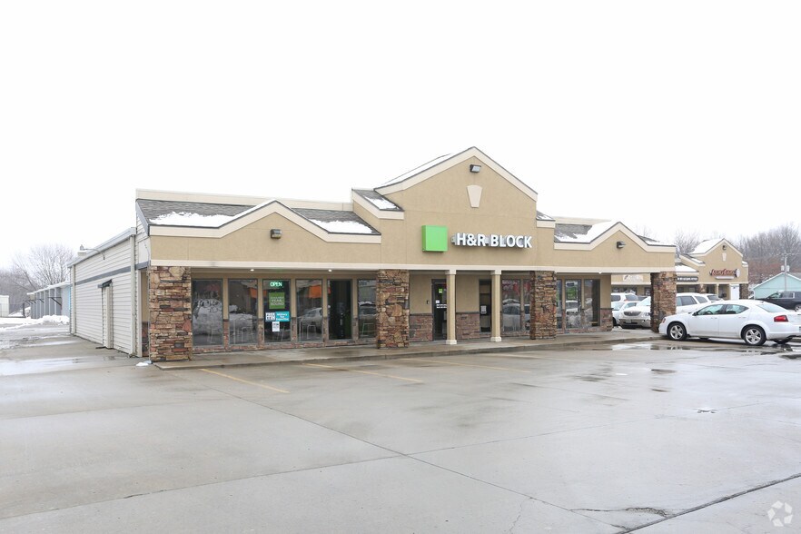 More Photos Of 1412 SW 7 Hwy, Blue Springs Unknown For Lease