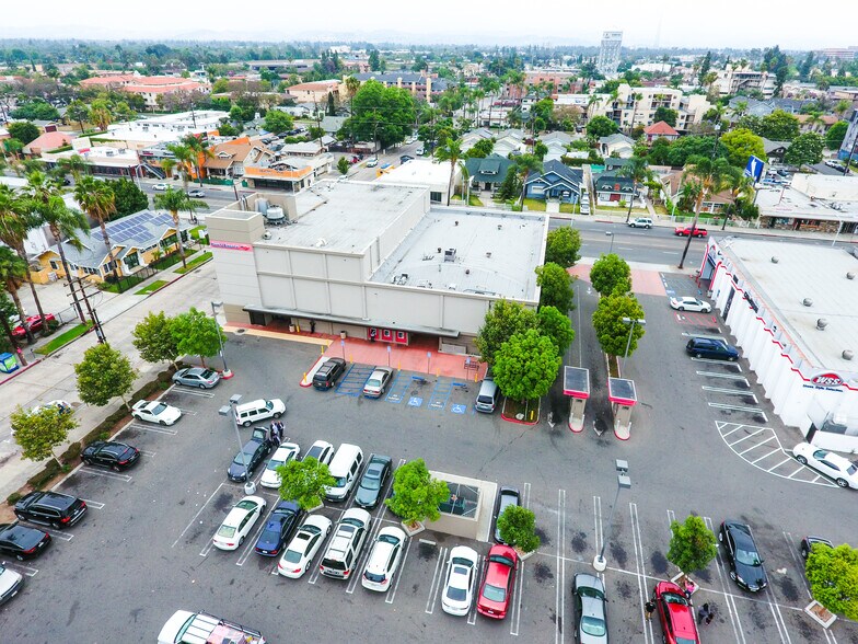 More Photos Of 1408-1410 N Main St, Santa Ana Storefront Retail Office For Lease