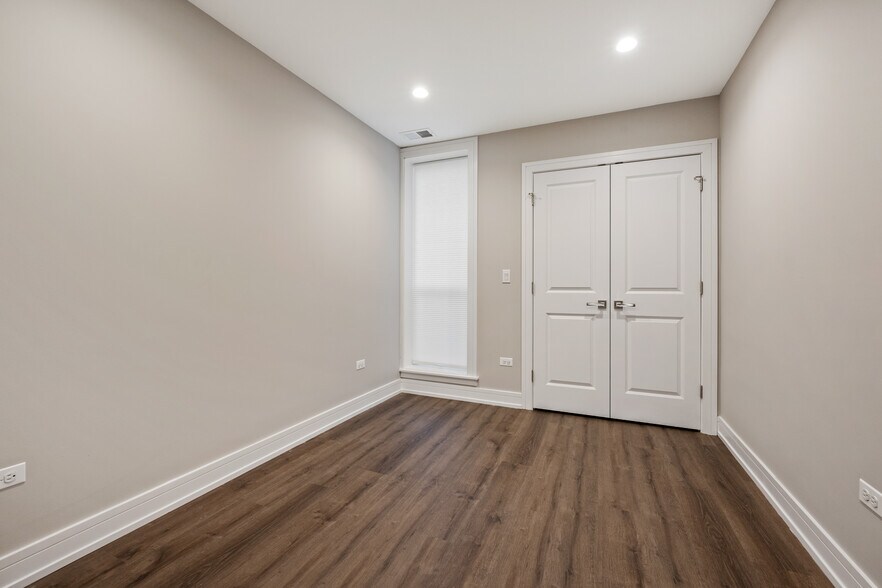 More Photos Of 1710 W Lunt Ave, Chicago Apartments For Sale