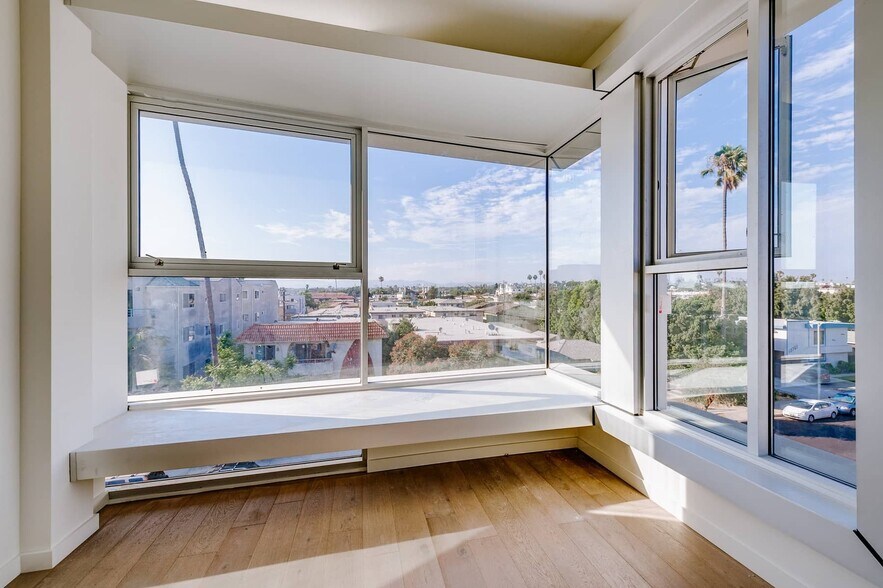 More Photos Of 12770 Caswell Ave, Los Angeles Apartments For Sale