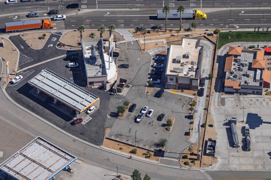 More Photos Of 2860 Lenwood Rd, Barstow Restaurant For Sale