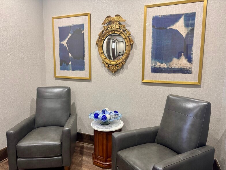 More Photos Of 19539 Champion Forest Dr, Spring Medical For Sale