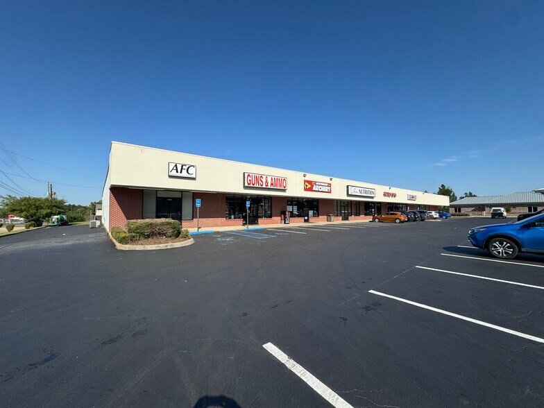Primary Photo Of 3600 S Oates St, Dothan General Retail For Lease