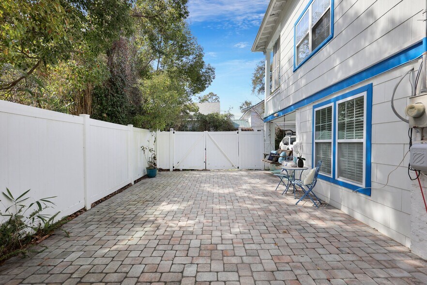 More Photos Of 24 Van Horne Ave, Tybee Island Hospitality For Sale