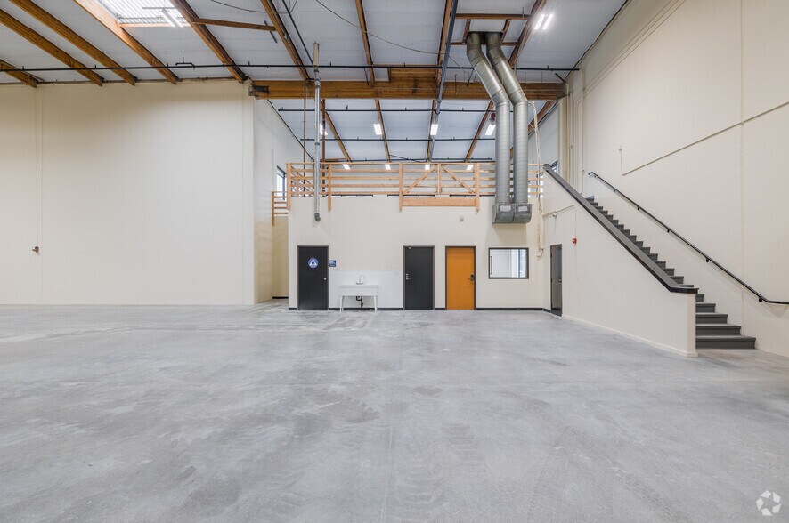 More Photos Of 9848 Firestone Blvd, Downey Unknown For Lease