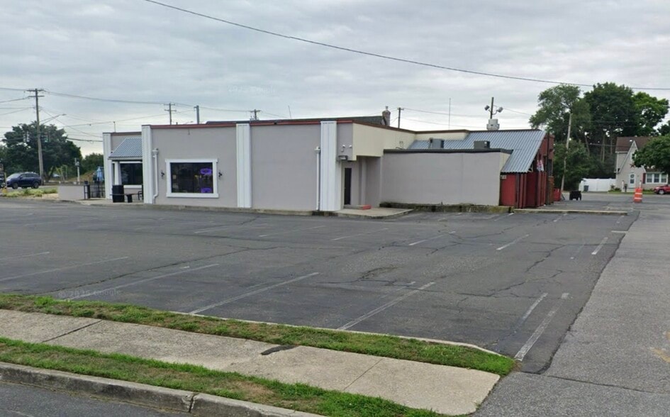 More Photos Of 388 Medford Ave, Patchogue Restaurant For Lease