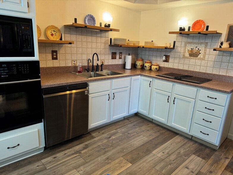 More Photos Of 2705 N US 52, Lebanon Specialty For Sale