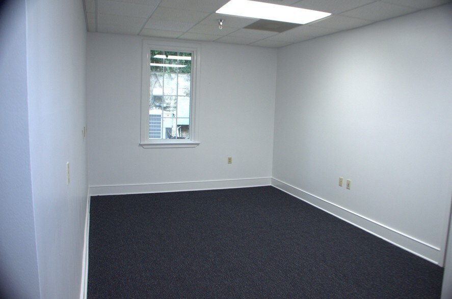 More Photos Of 660 E Jefferson St, Tallahassee Office For Lease