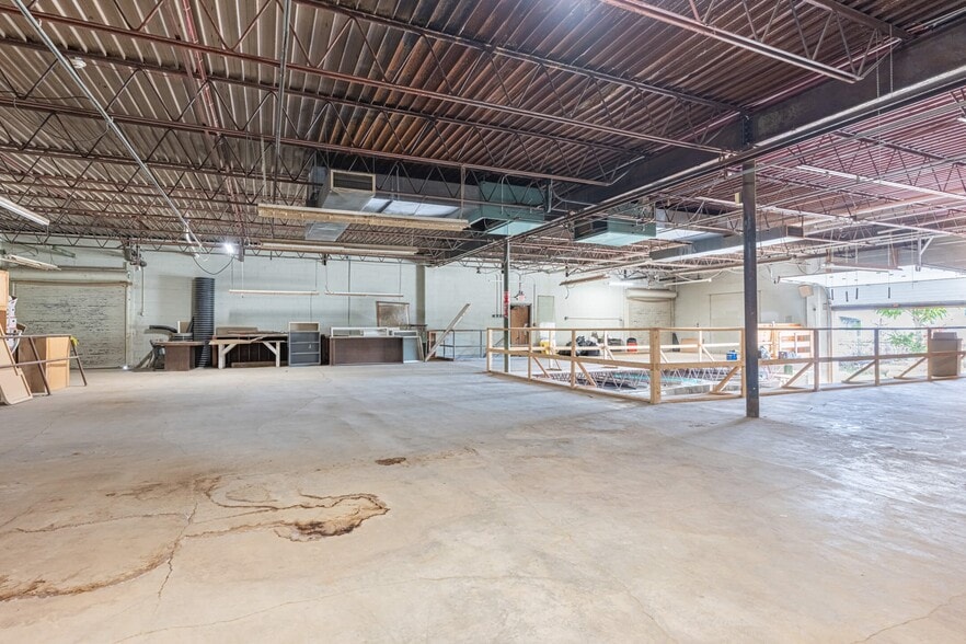 More Photos Of 1240 Stanley Ave, Dayton Warehouse For Sale