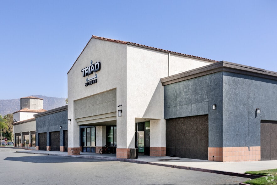 Primary Photo Of 390 N Citrus Ave, Azusa Storefront For Sale