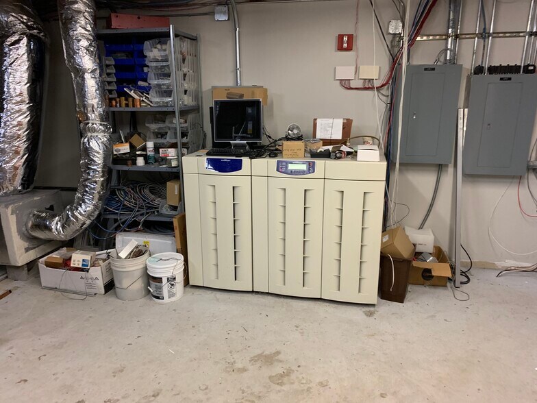 More Photos Of 5426 Guadalupe St, Austin Office For Sale