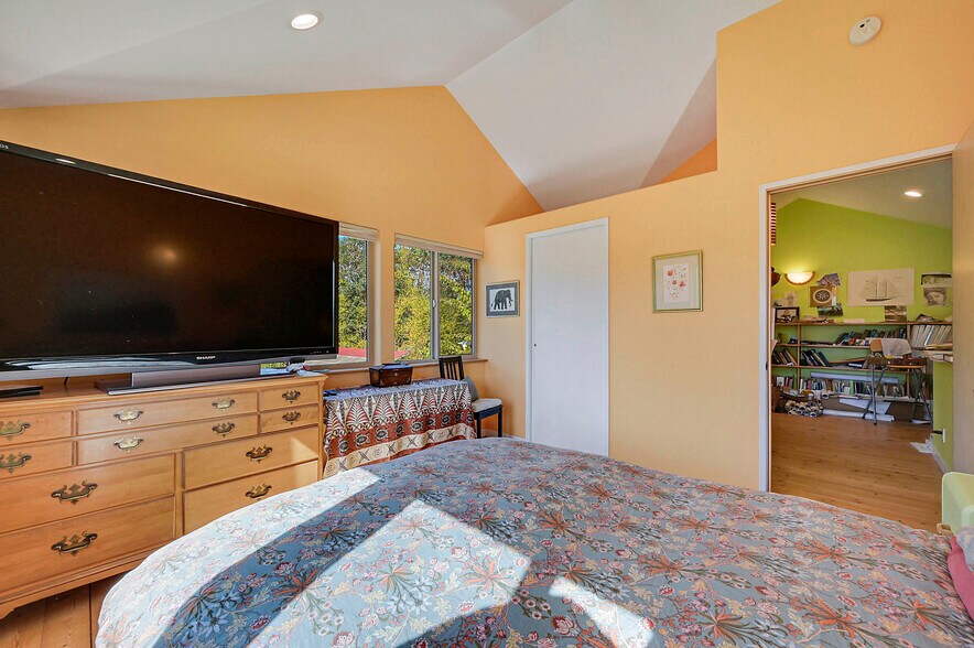 More Photos Of 1673 Woodland Dr, Port Townsend Winery Vineyard For Sale