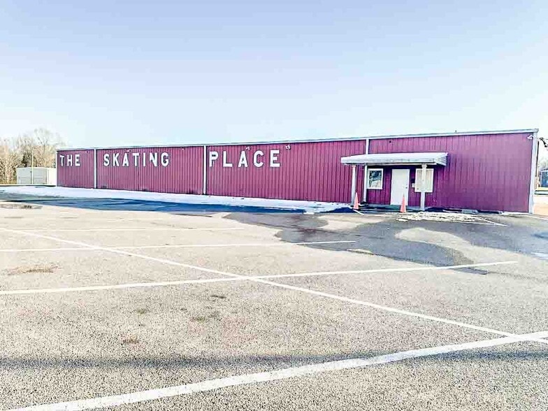 More Photos Of 6040 Telecom Dr, Milan Specialty For Sale