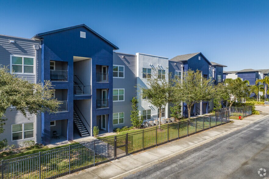 More Photos Of 8870 W Waters Ave, Tampa Apartments For Sale
